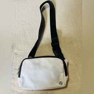 PANDER  White Crossbody Bag and Fanny pack Measures 7.5 x 5. Brand new.